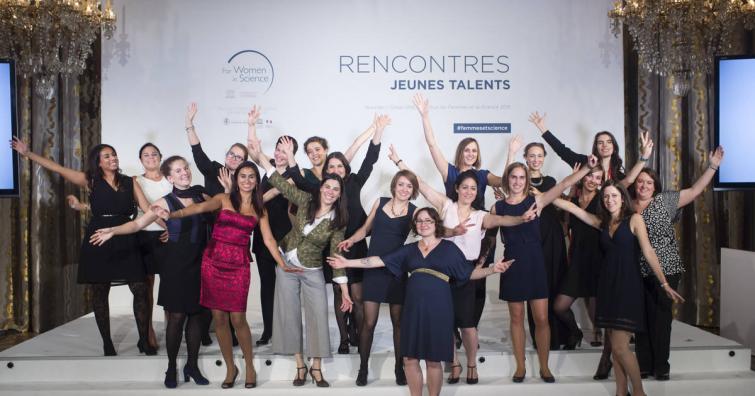 fwis-loreal-meeting-young-talent-2015-relive-the-l-oreal-unesco-for-women-in-science-french-fellowships-ceremony-from-the-inside-563.jpg